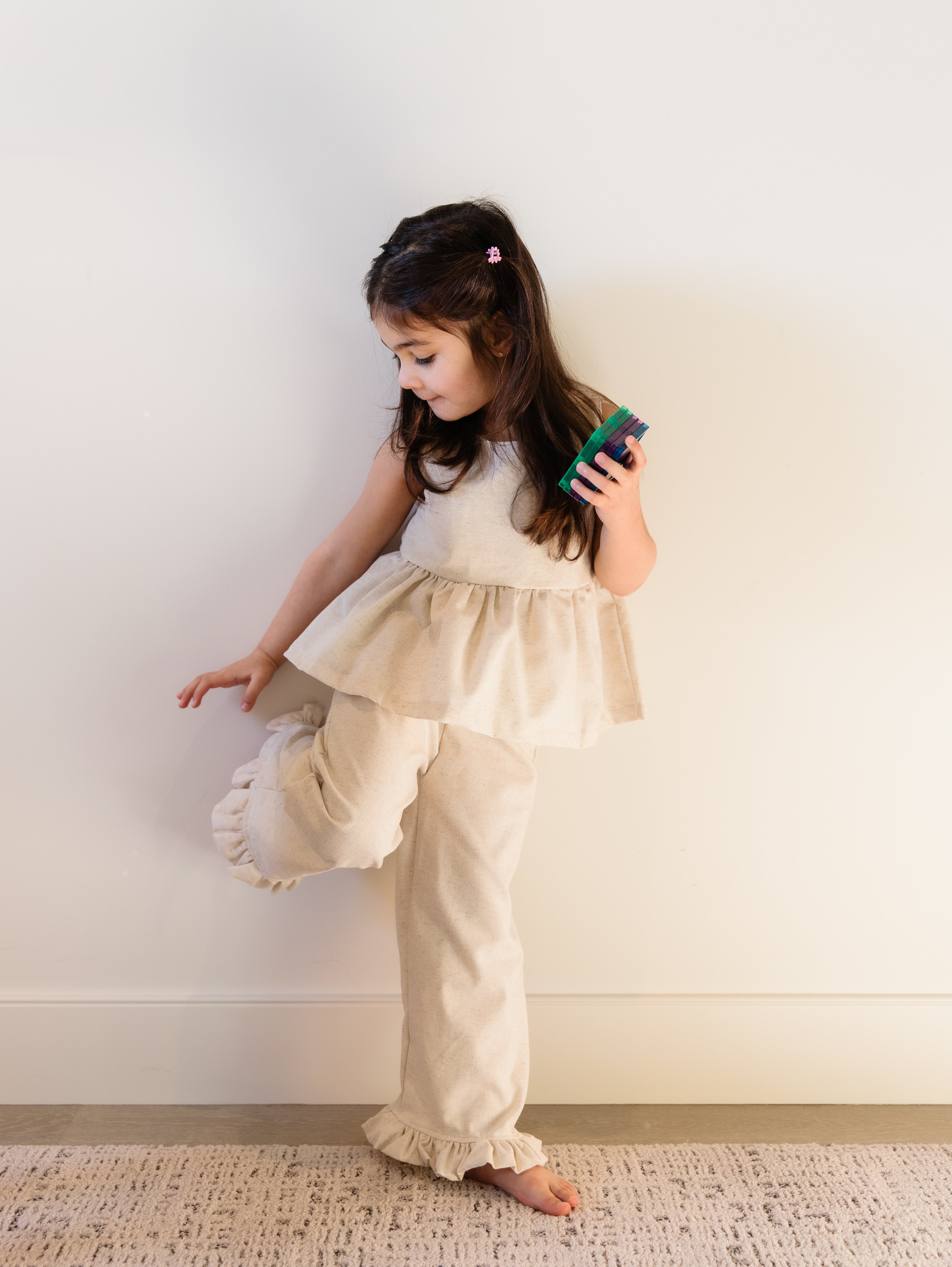 Oat Linen Ruffle Set